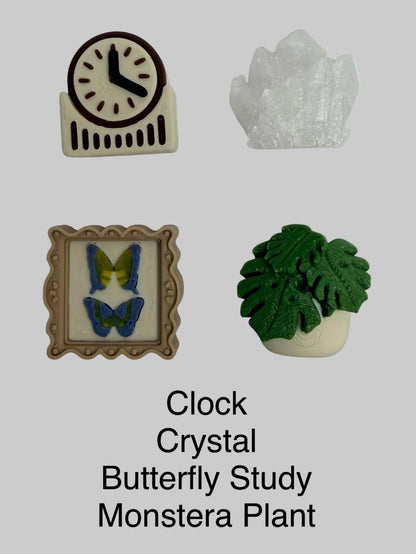 Collectors Shelf - 4 Clickers